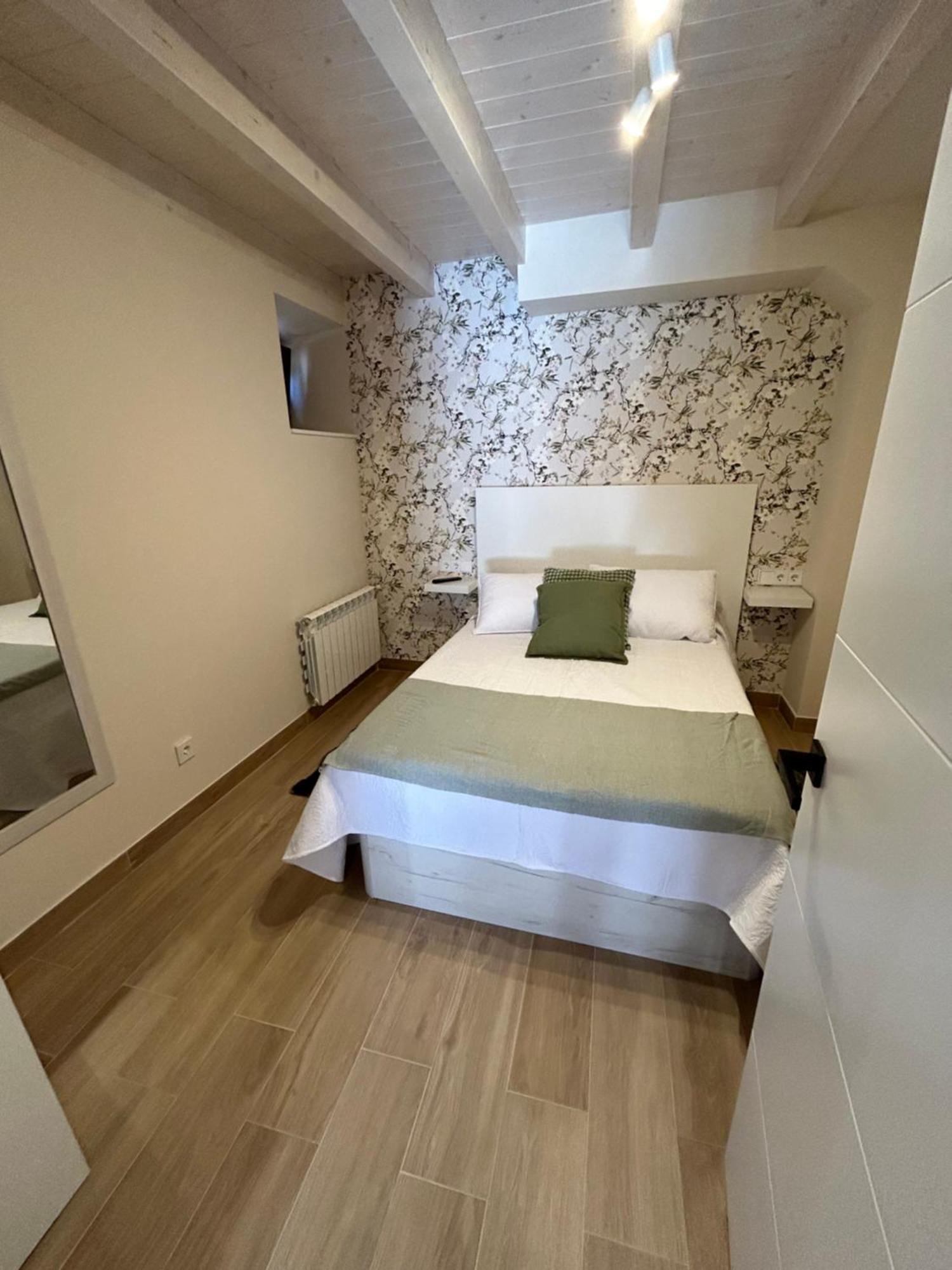 Apartamentos San Roque Arenas De Cabrales Buitenkant foto